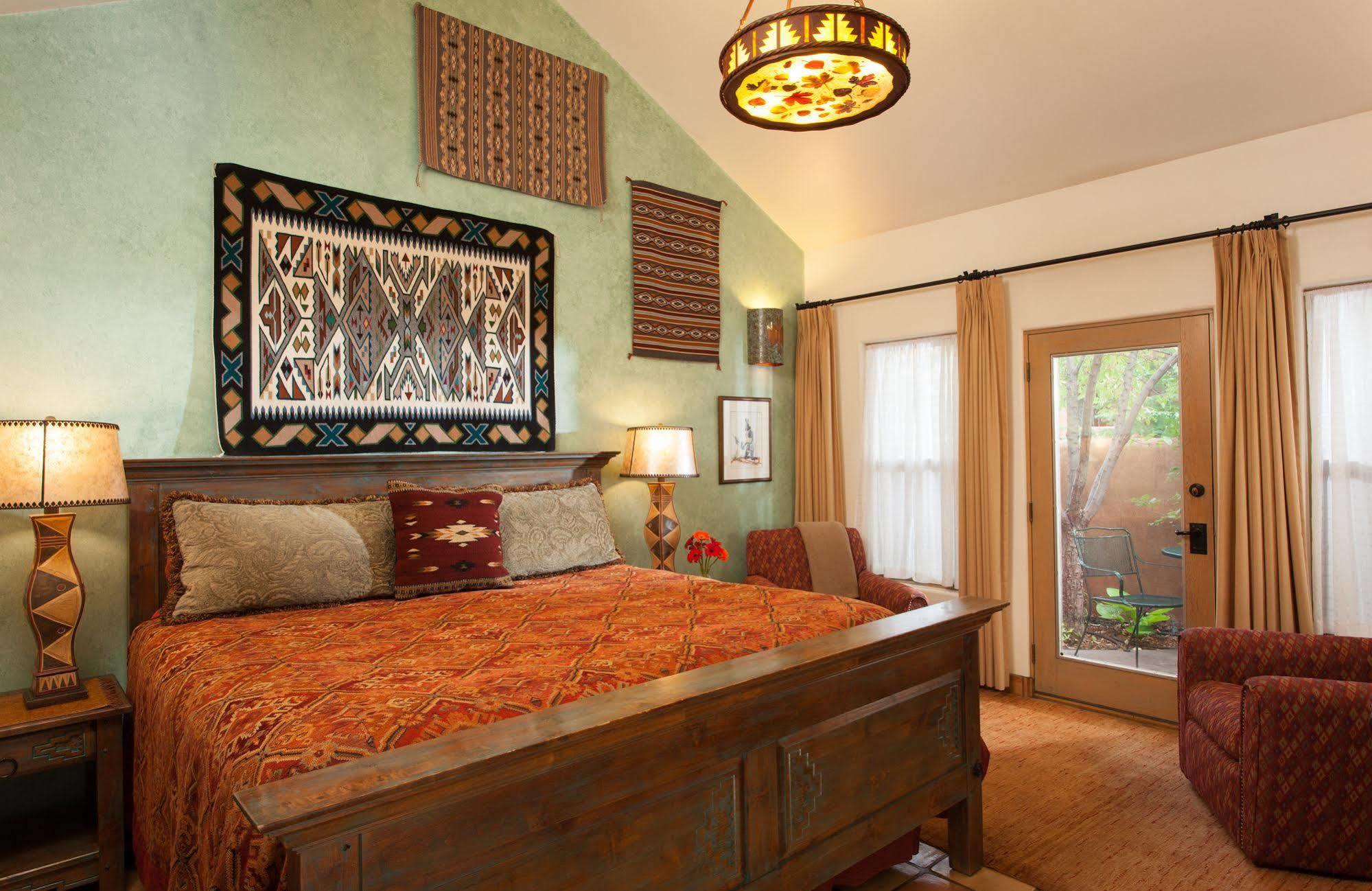 Four Kachinas B&B Inn Санта Фе Екстериор снимка
